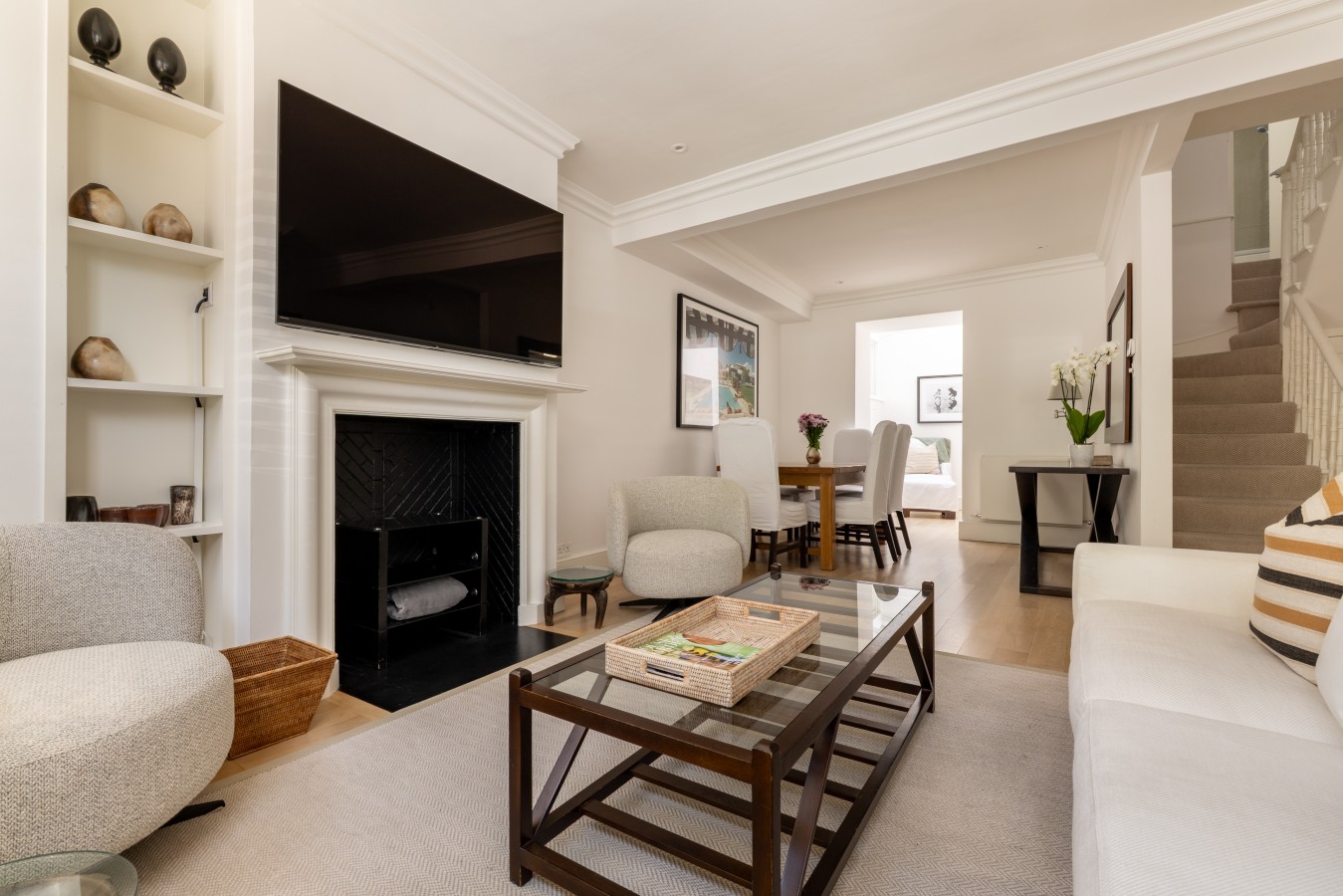 Chelsea White House Retreat 3 Bedroom House