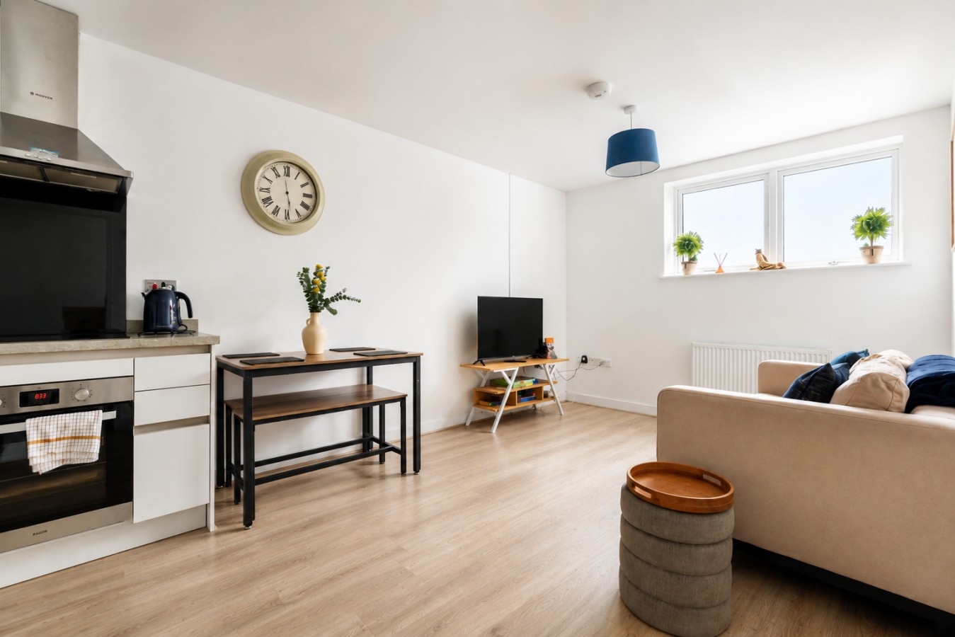 Allington | 2-Bed Apartment | Ashford, Heathrow in 4 Allington House - Property image 4 - VivreStays
