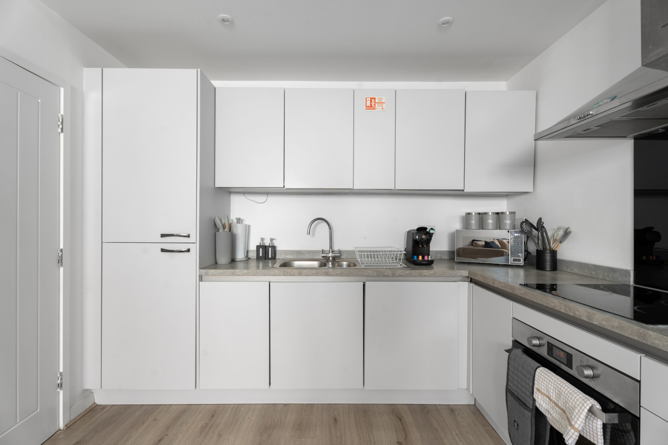 Allington | 2-Bed Apartment | Ashford, Heathrow in 4 Allington House - Property image 13 - VivreStays