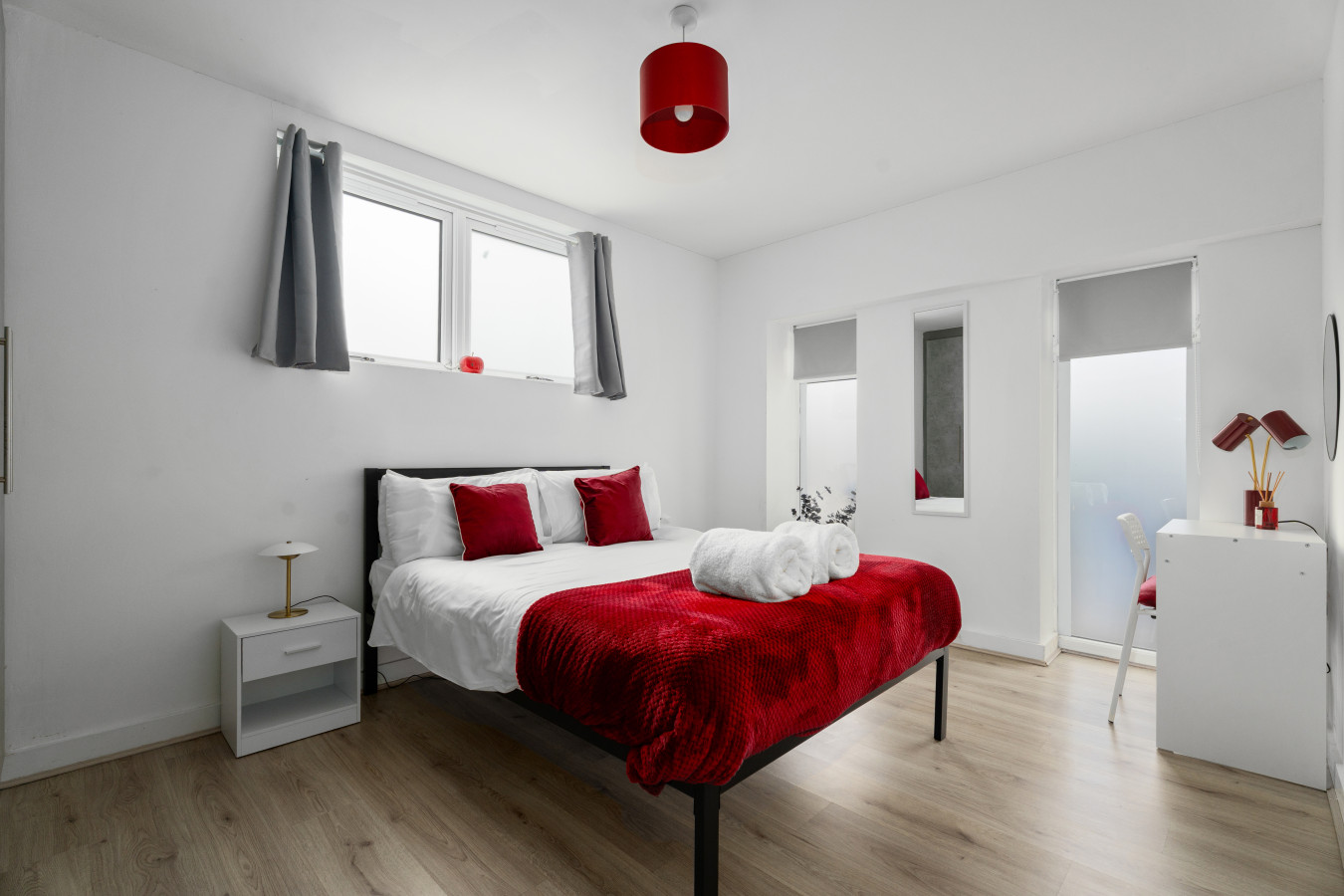 Allington | 2-Bed Apartment | Ashford, Heathrow serviced apartment - Ashford, UK - VivreStays