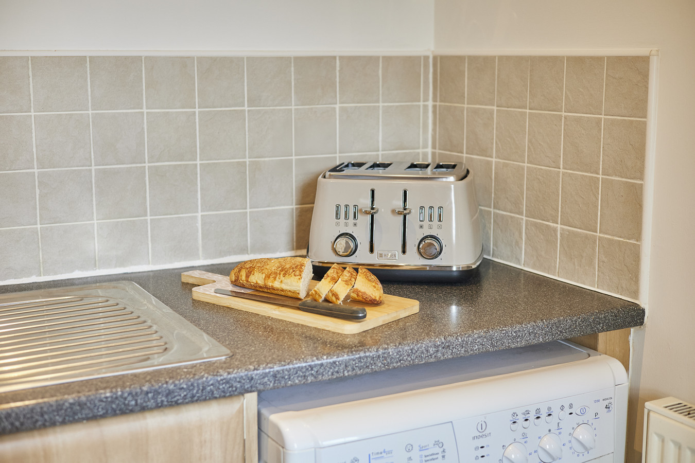 Spacious Home in the Heart of Cheltenham in Clearwell Gardens, Cheltenham - Property image 22 - VivreStays