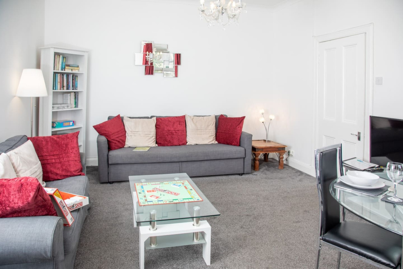 Glebe Street Apartment