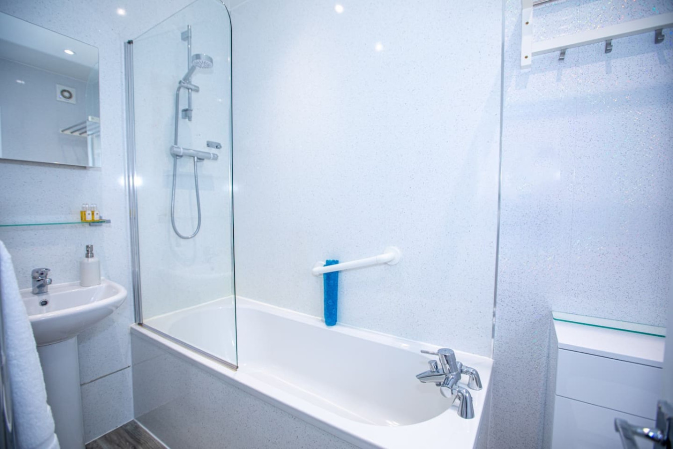 Glebe Street Apartment