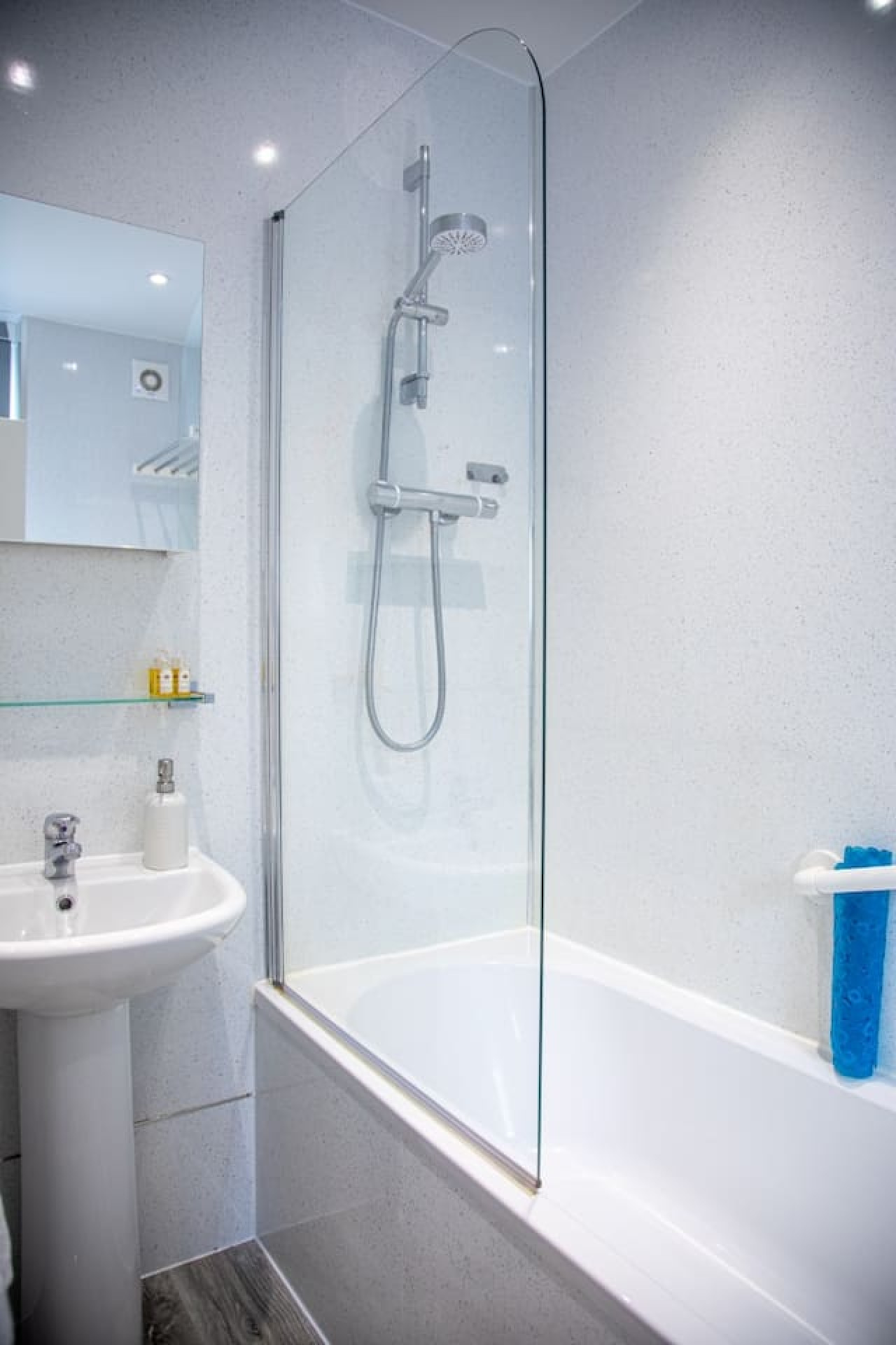 Glebe Street Apartment