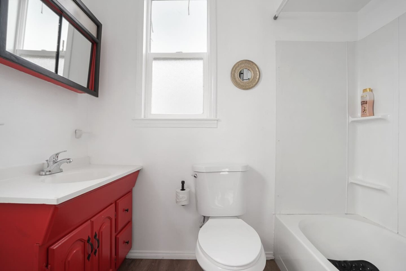 Budget Private Room Near Genentech3 – Monthly Stay photo 13