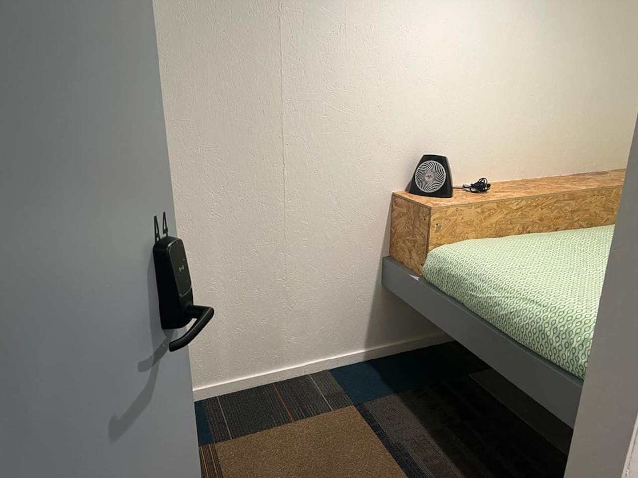 Affordable Guest Room | 10min to SFO, Genentech photo 4