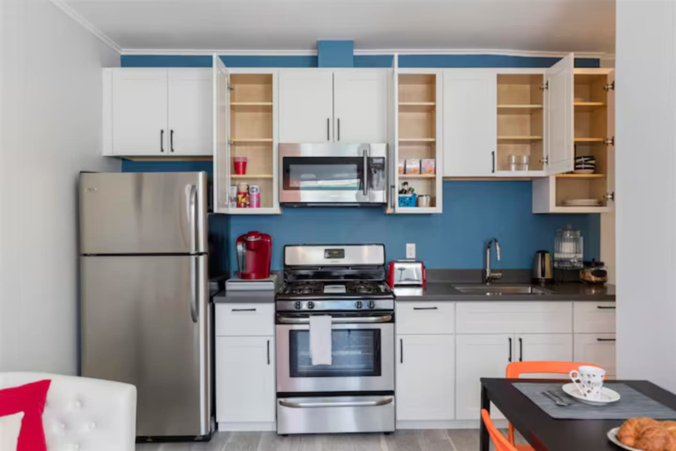 Cozy 2BR, 1BA retreat near Genentech and SFO photo 17