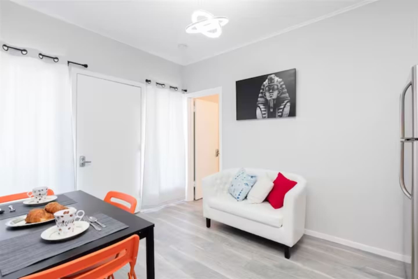 Cozy 2BR, 1BA retreat near Genentech and SFO photo 15