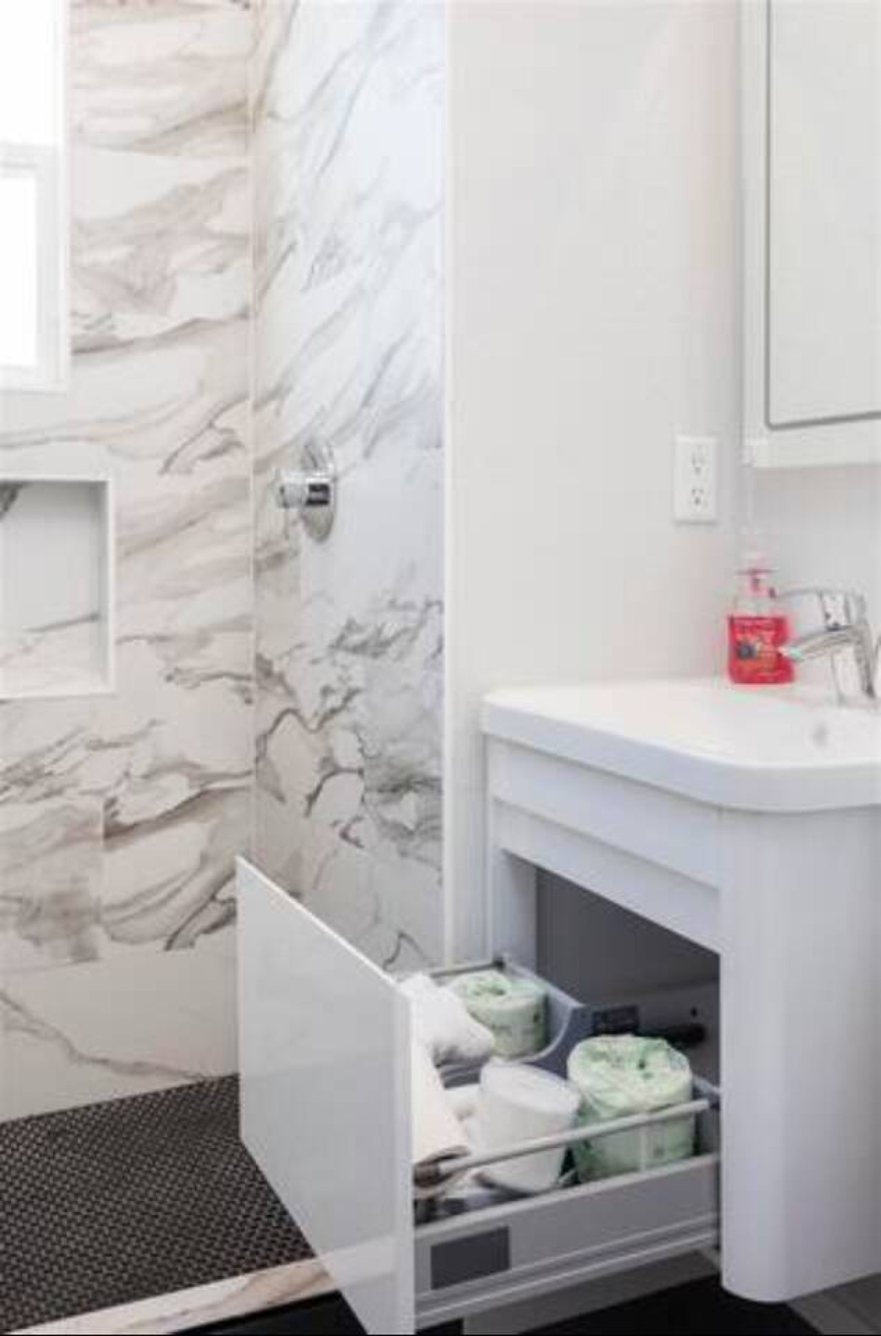 Cozy 2BR, 1BA retreat near Genentech and SFO photo 11