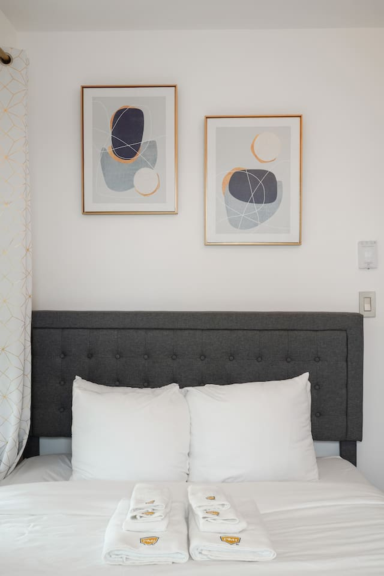 Private Room Shared Bath Near Genentech Kaiser photo 2