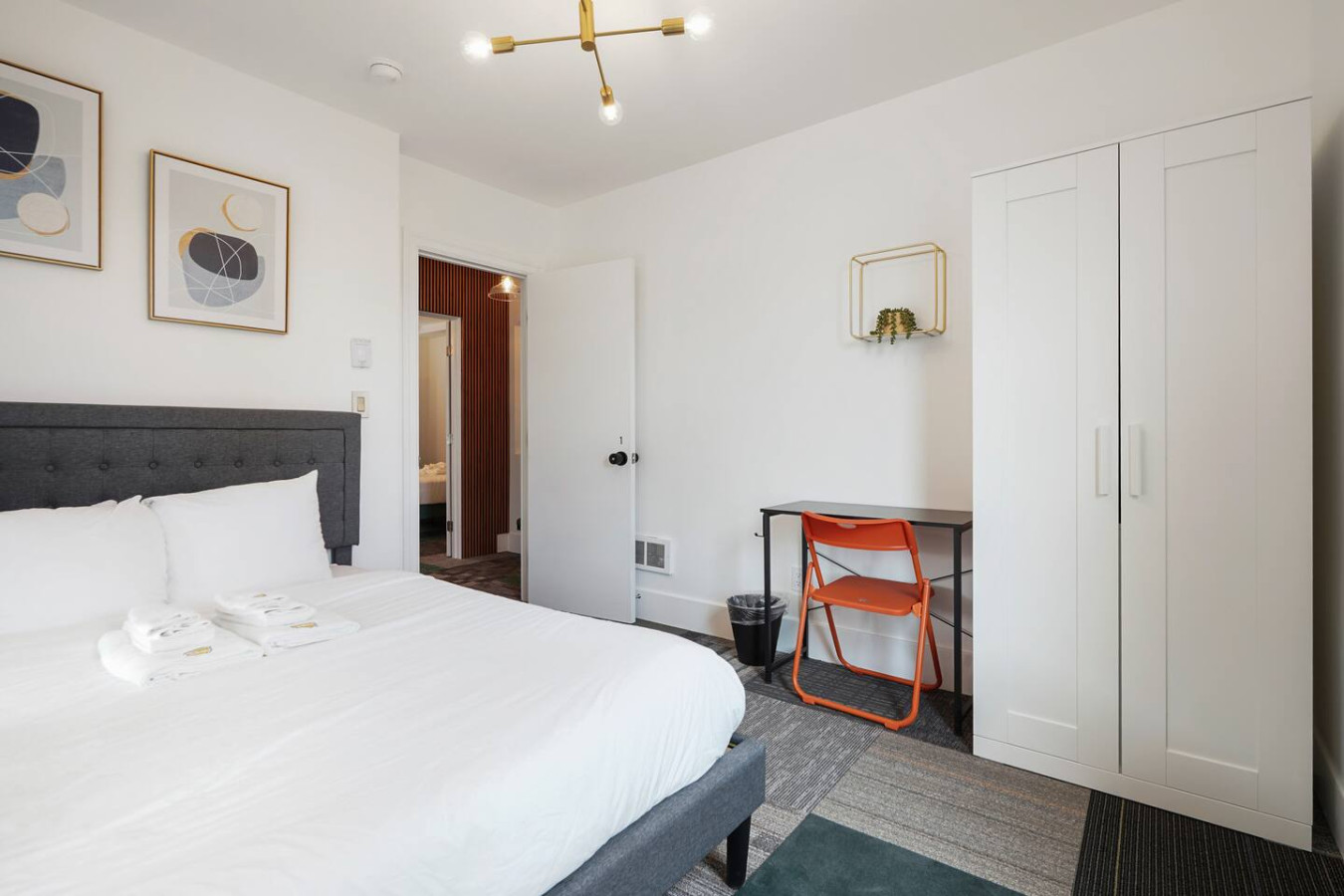 Private Room Shared Bath Near Genentech Kaiser photo 6