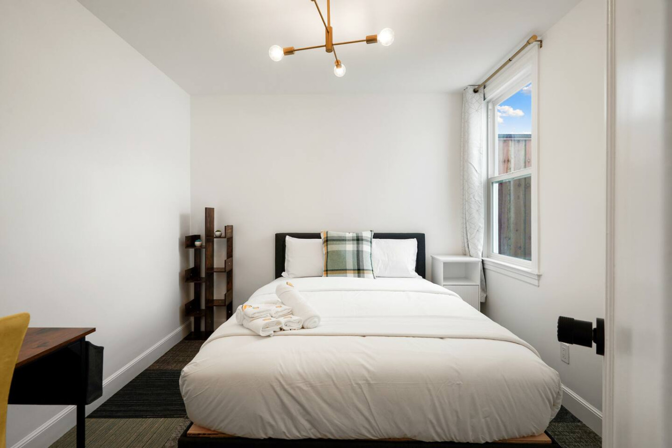 PrivateRoom w/Shared Bath–Near Genentech Kaiser MT