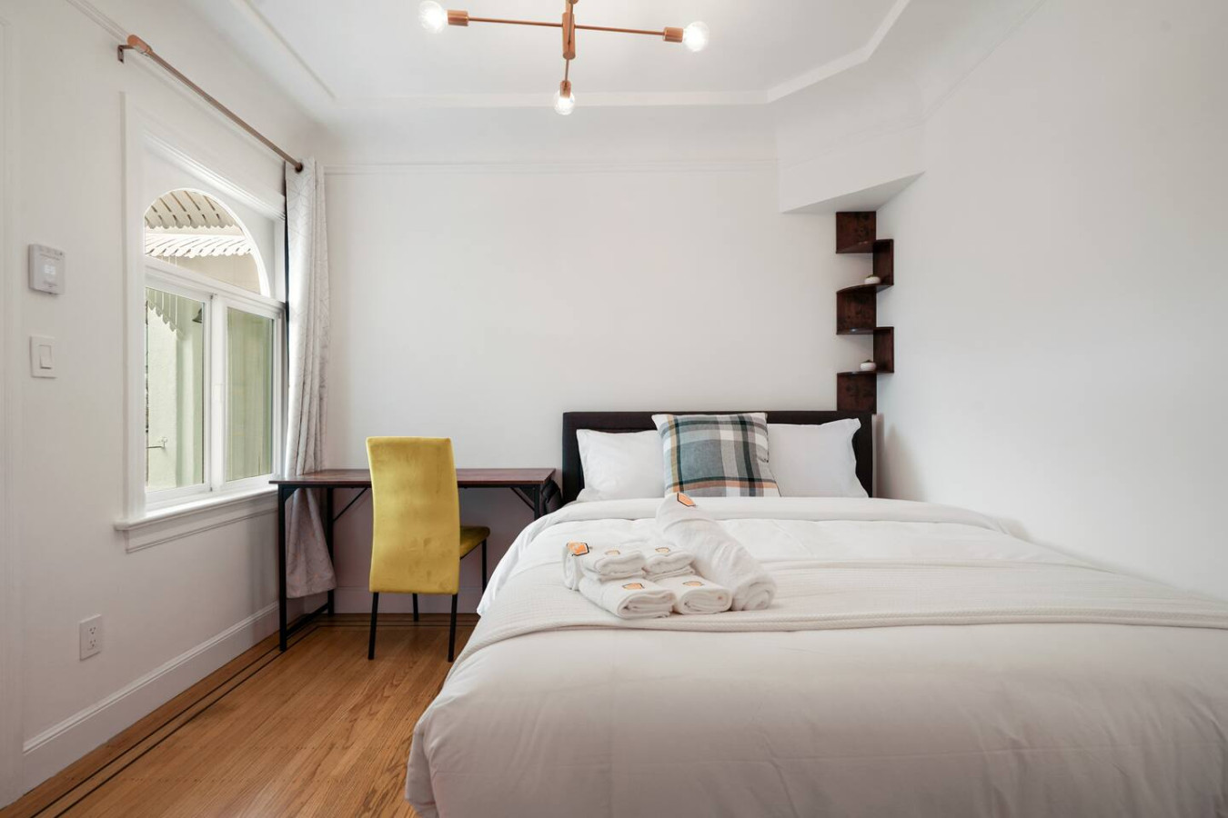 PrivateRoom w/Shared Bath–Near Genentech Kaiser MT