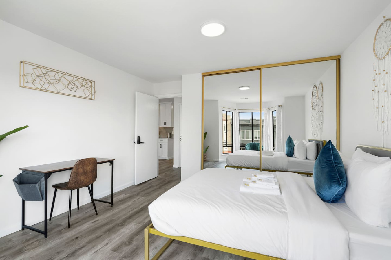 Cozy and convenient 2BR with 1 Bath photo 9
