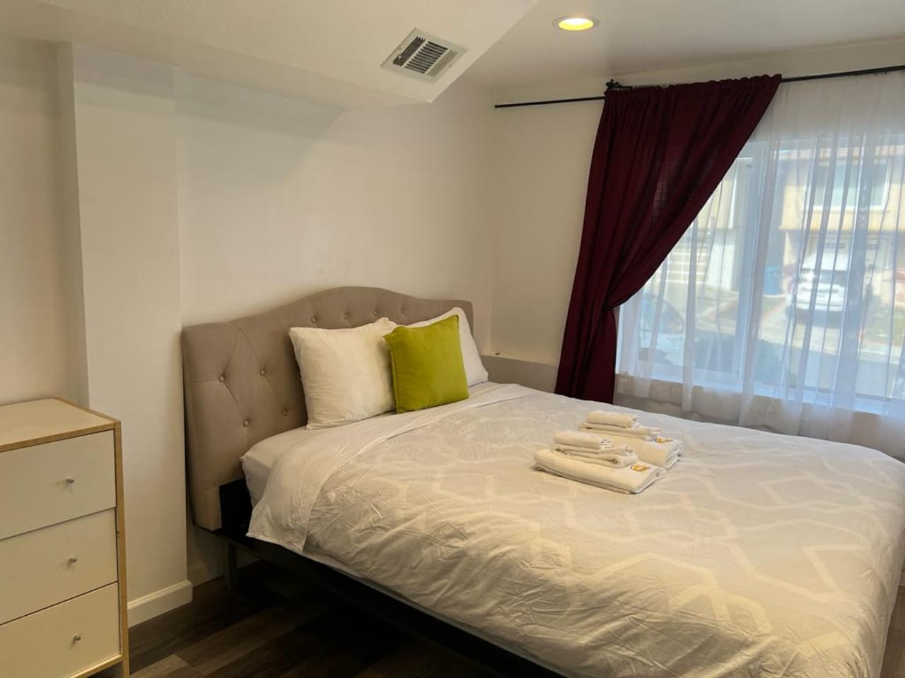 Affordable PrivateRoom ShareBath near Kaiser SFO E photo 6