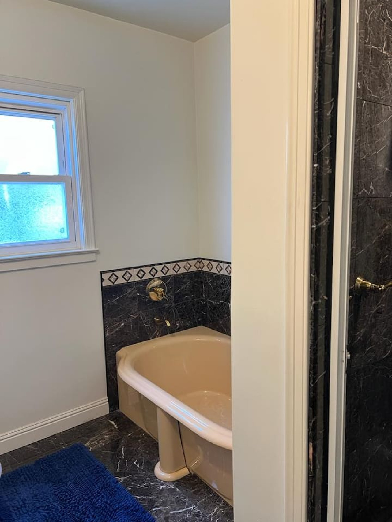 Private Suite w/ shared Bath & Kitchen in SSF 2ML photo 14