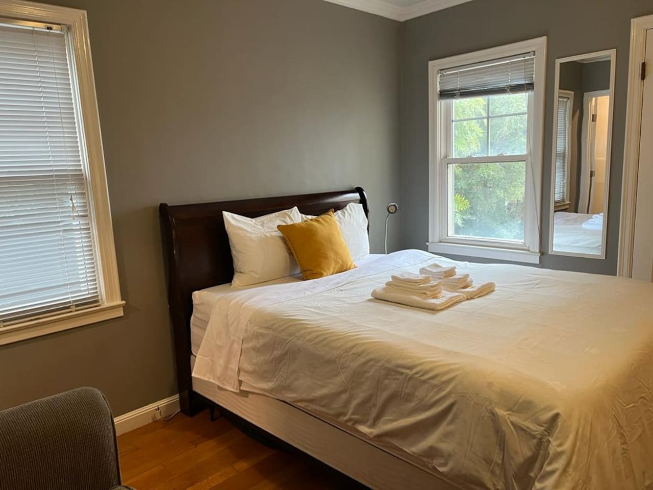 Private Suite & Bath w/ Shared Kitchen in SSF (ML) photo 2