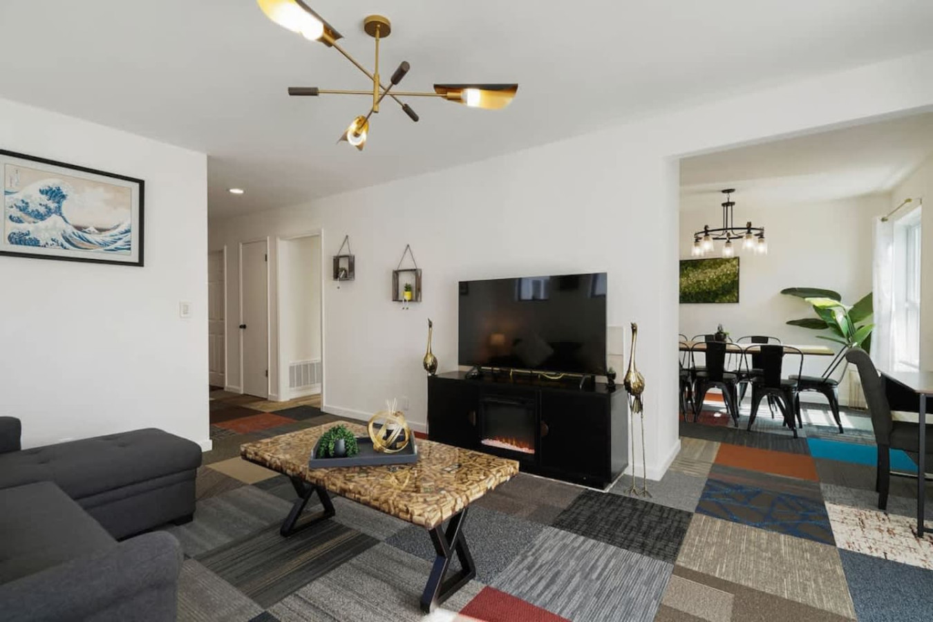 Spacious 5-BR, 2-Bath Home Near Genentech & Kaiser photo 1