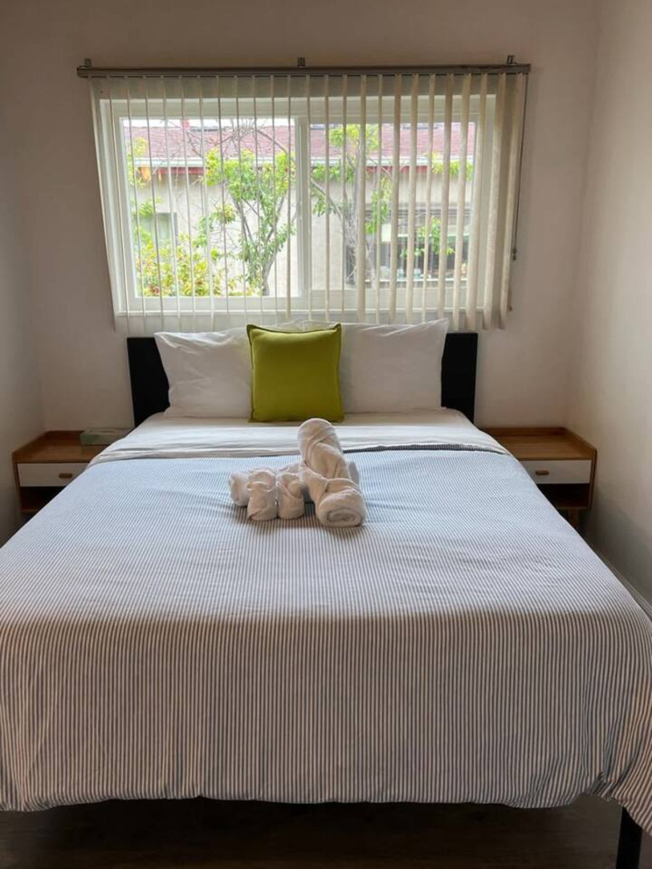 New 2BR w/Free Parking & Laundry photo 31