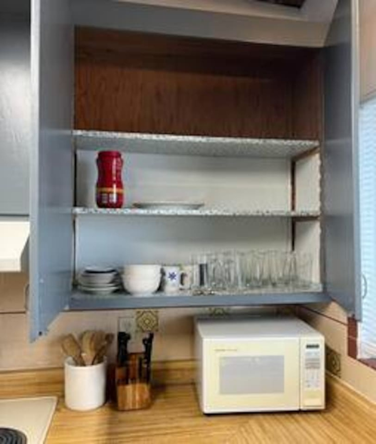 New 2BR w/Free Parking & Laundry photo 19