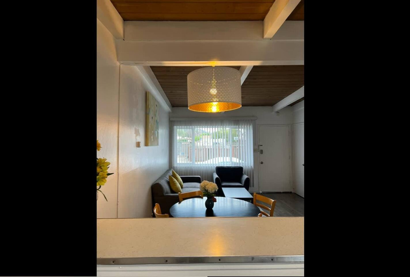New 2BR w/Free Parking & Laundry photo 38