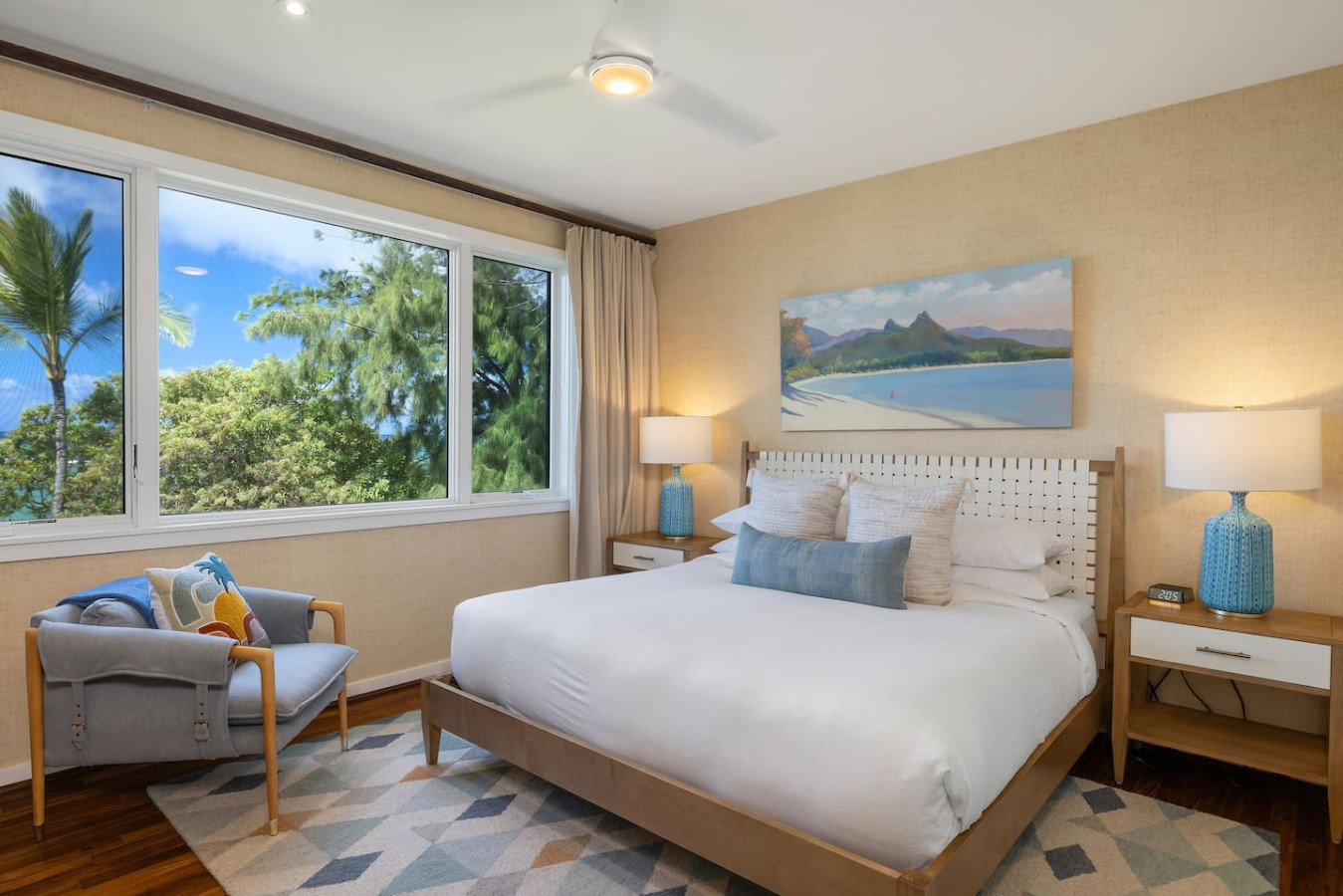 Presidential Suite • Turtle Bay Oceanfront Villa thumbnail 12