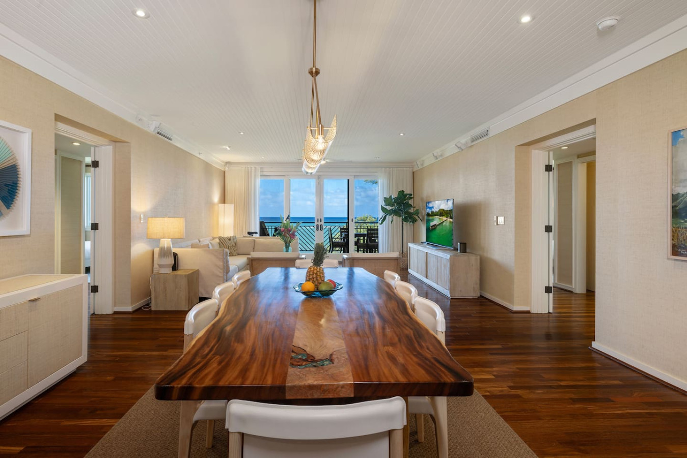 Presidential Suite • Turtle Bay Oceanfront Villa thumbnail 6
