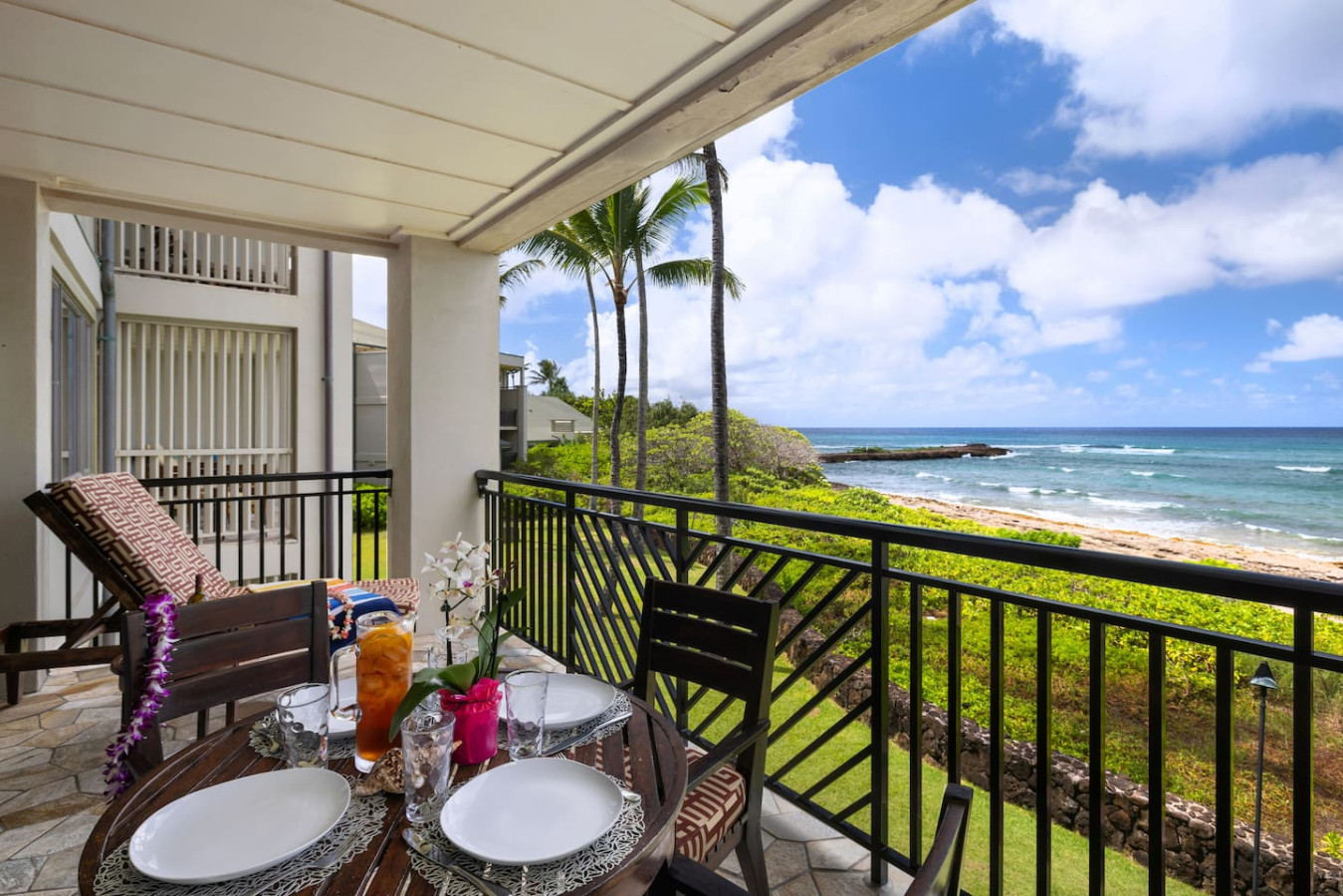 Presidential Suite • Turtle Bay Oceanfront Villa thumbnail 3
