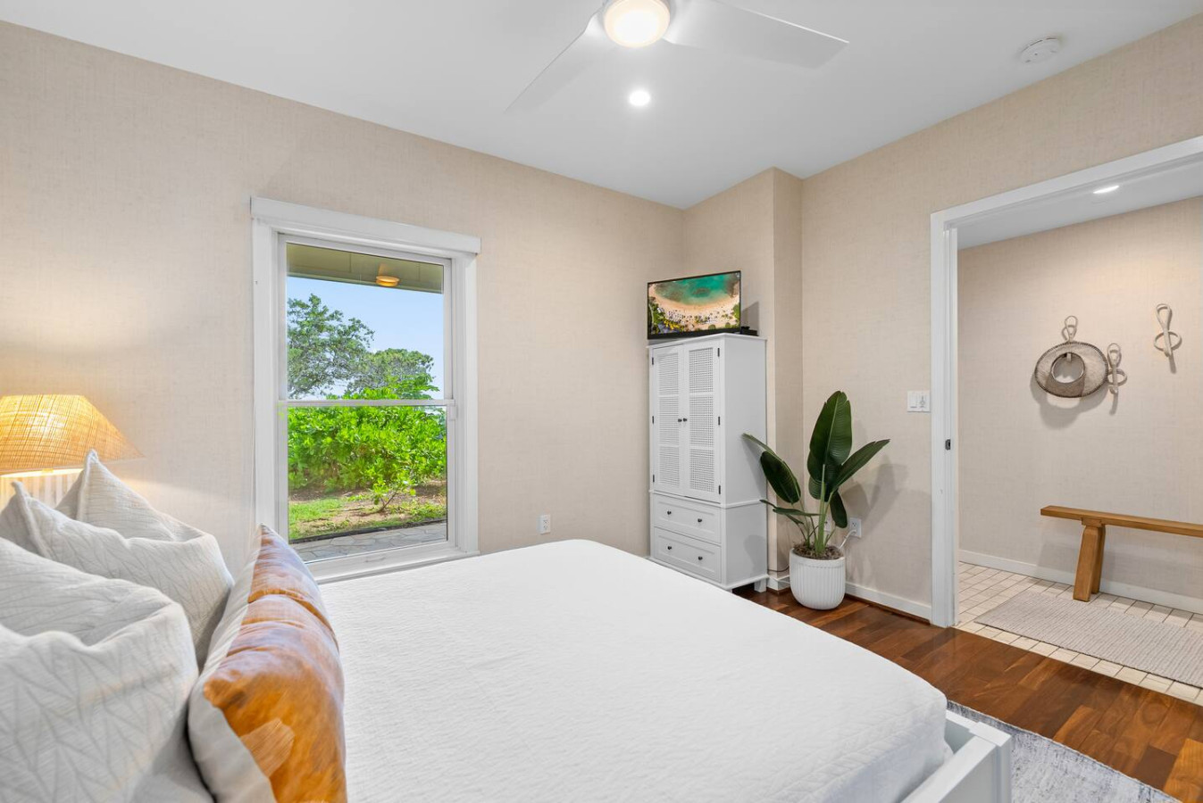 2 Villas in 1 | Oceanfront 3BR+Studio for 12 thumbnail 8