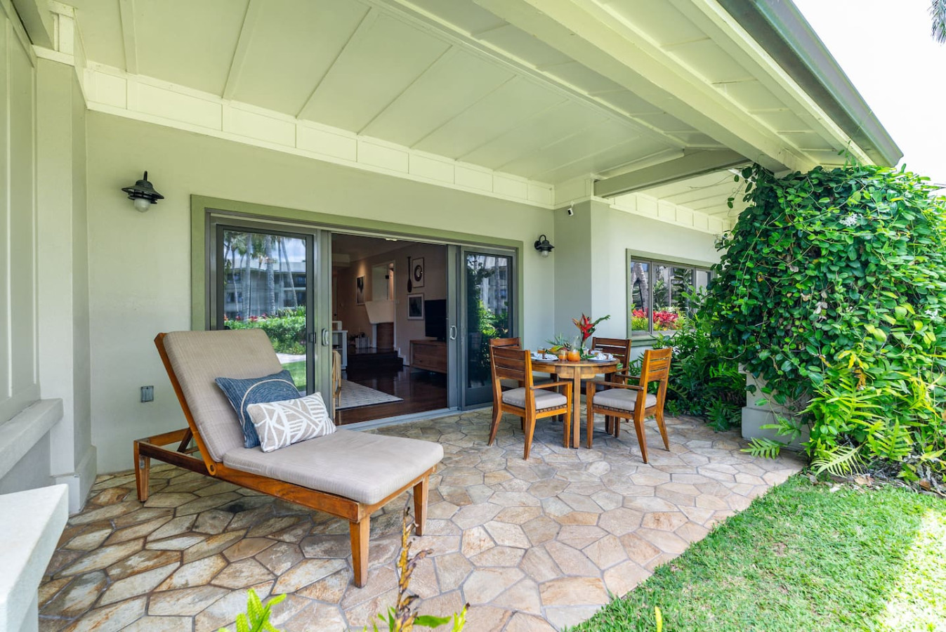 2 Villas in 1 | Oceanfront 3BR+Studio for 12 thumbnail 57