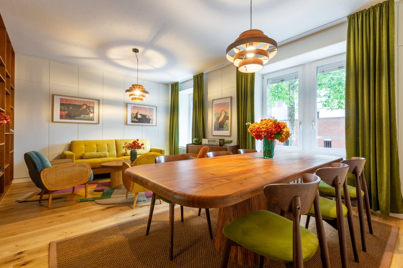 Elegant living and dining area at COSY Gaugerstrasse 3 – Serviced Apartment Zürich