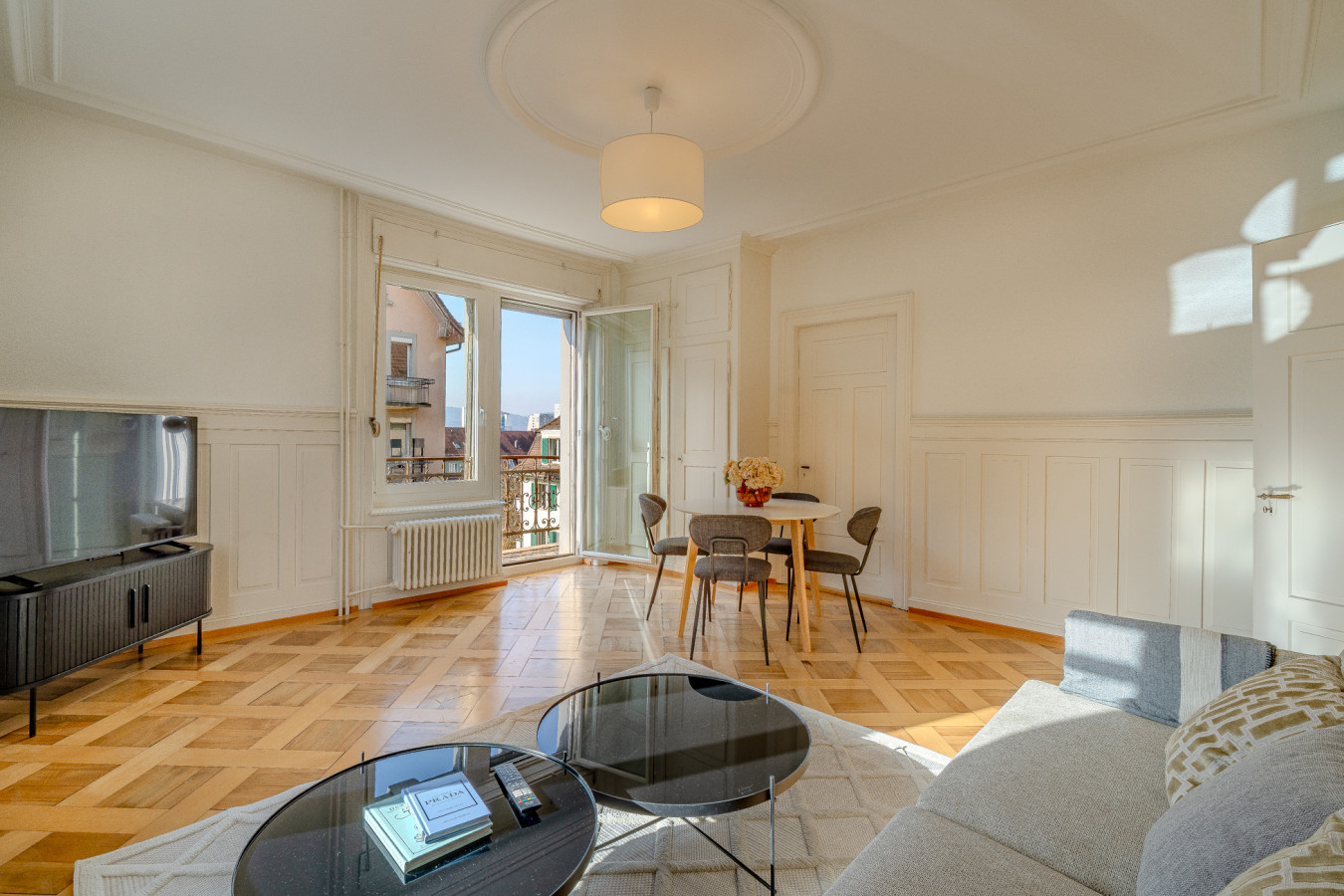 Contemporary suite at COSY Nordstrasse 242 – Serviced Apartment Zürich