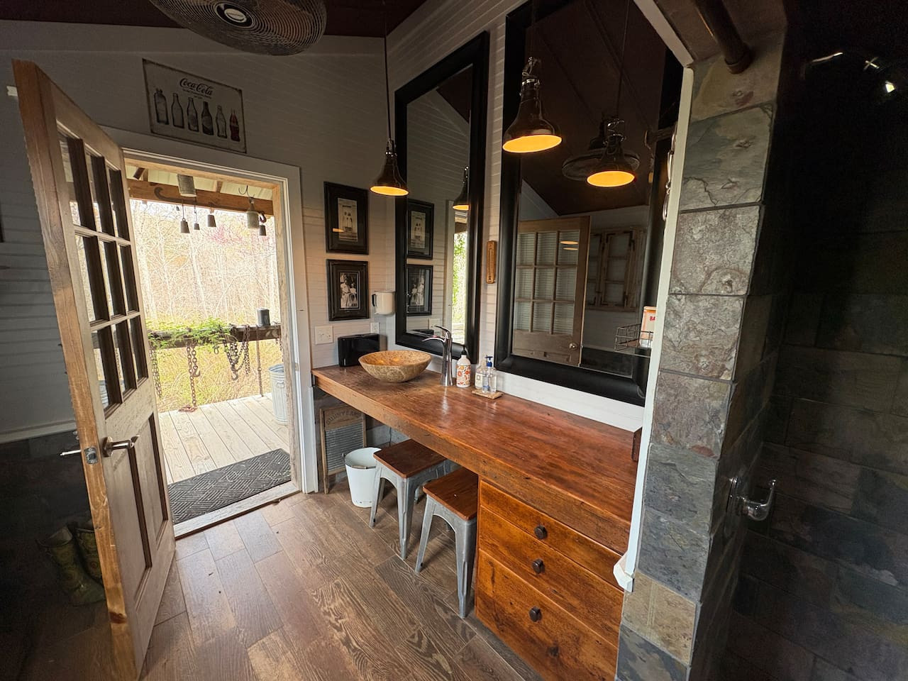 The bathroom has a/c. Entrance to bathroom is not connected to main living space. Enter from front of porch.