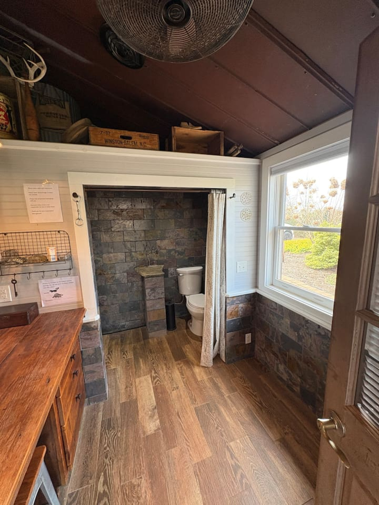Cabin at Tobaccoville