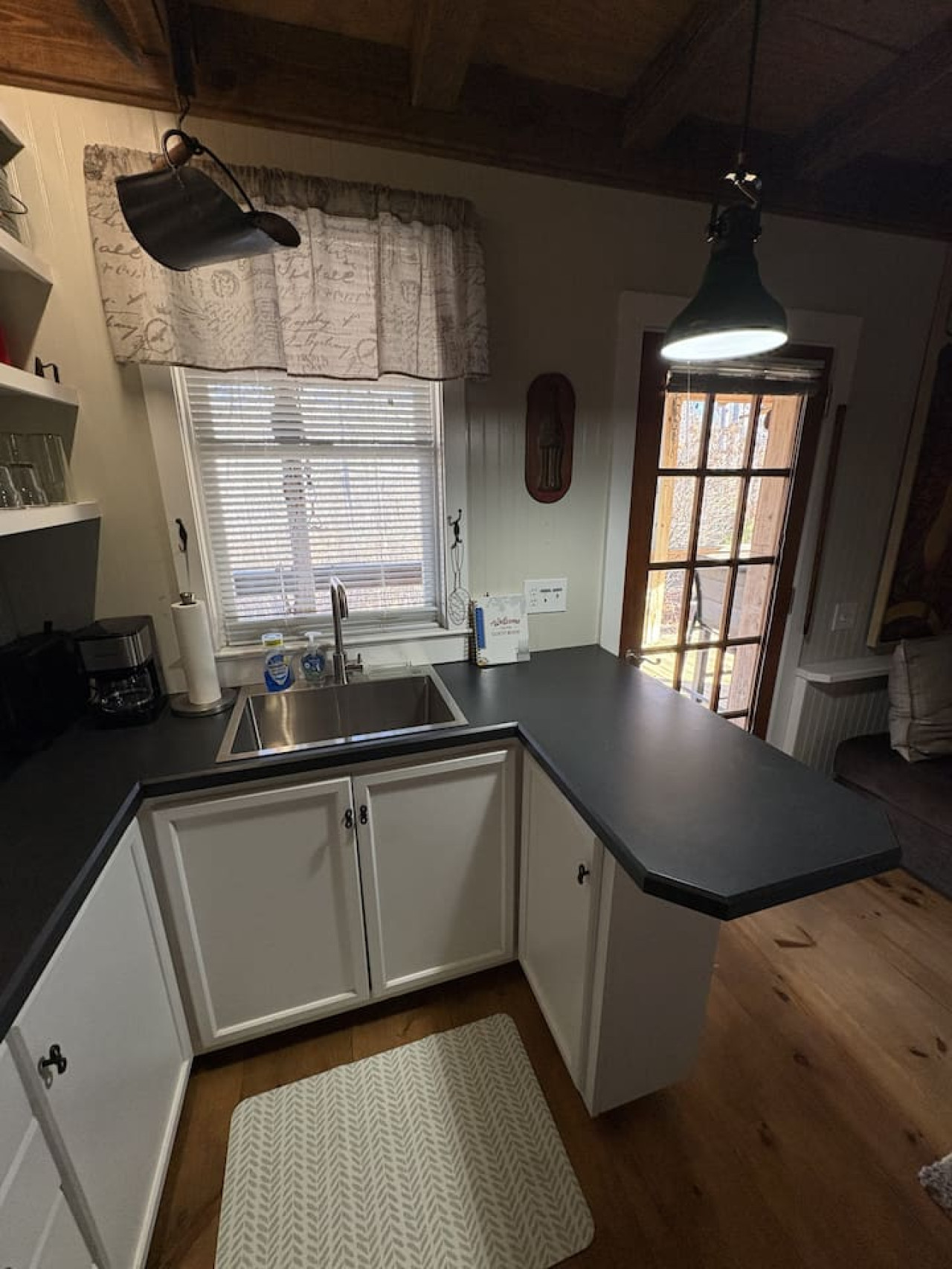 Cabin at Tobaccoville