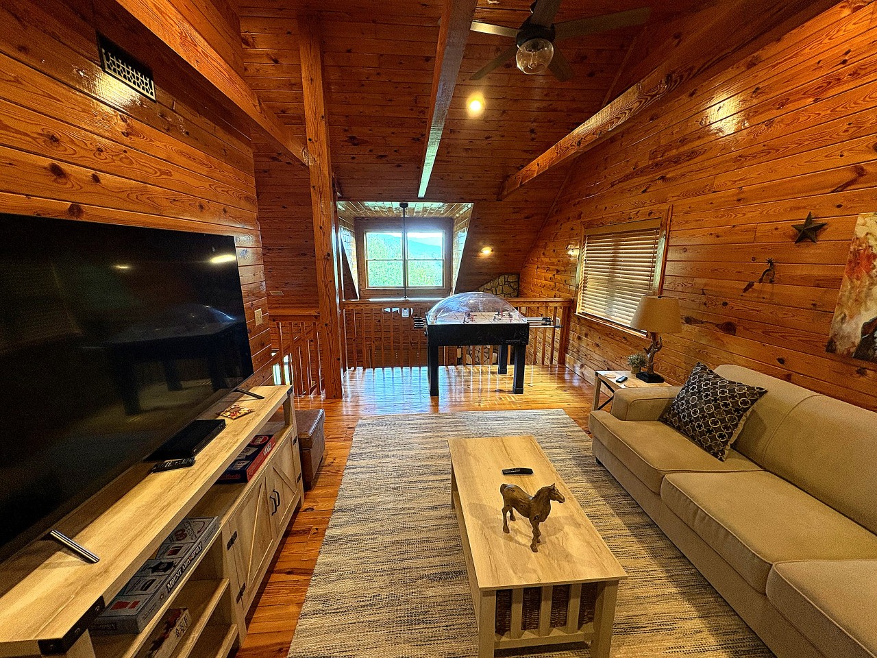 Loft game lounge
