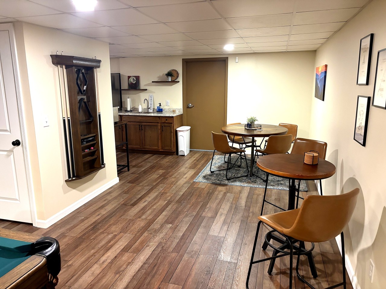 Wet bar