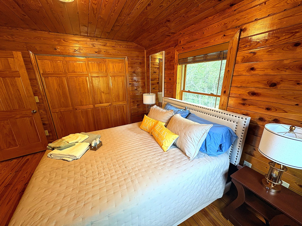 Queen bedroom