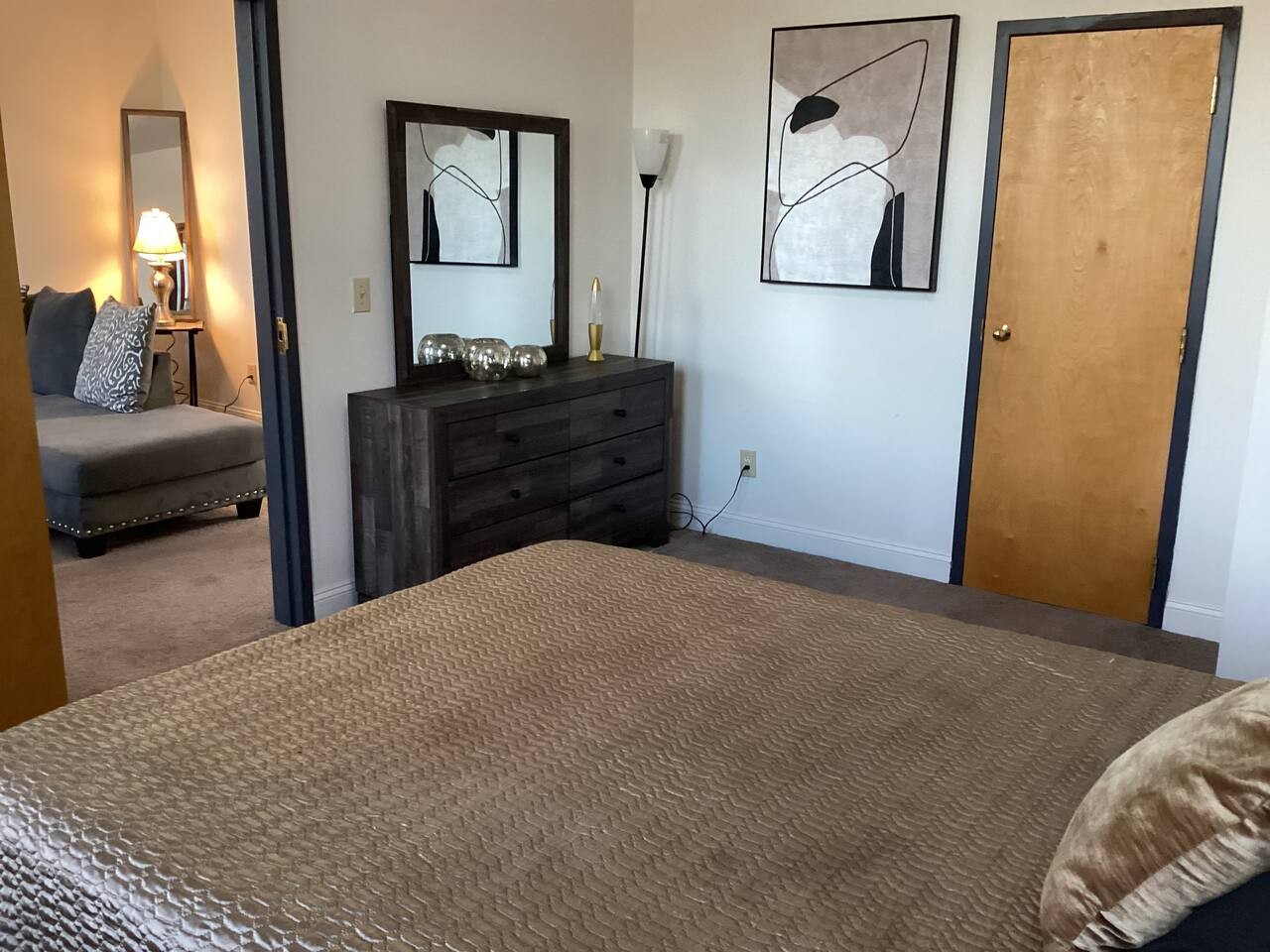 The Downtown Hideaway at 610 S Elm