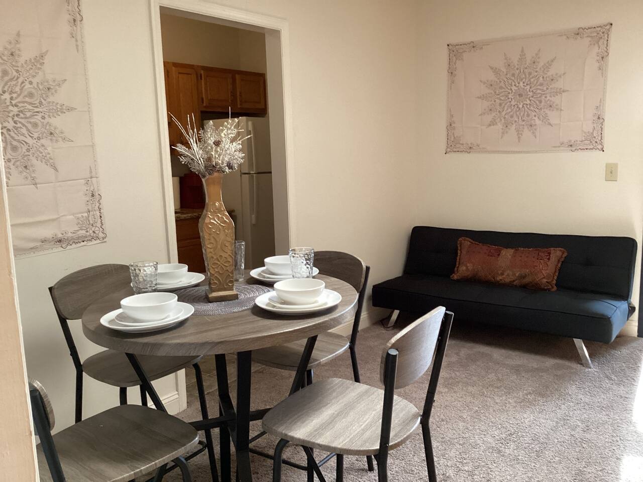 Lounge Getaway at 610 S Elm