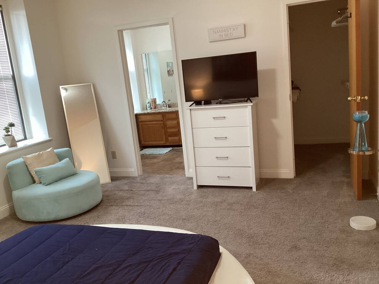 Cozy One-Bedroom at 610 S Elm