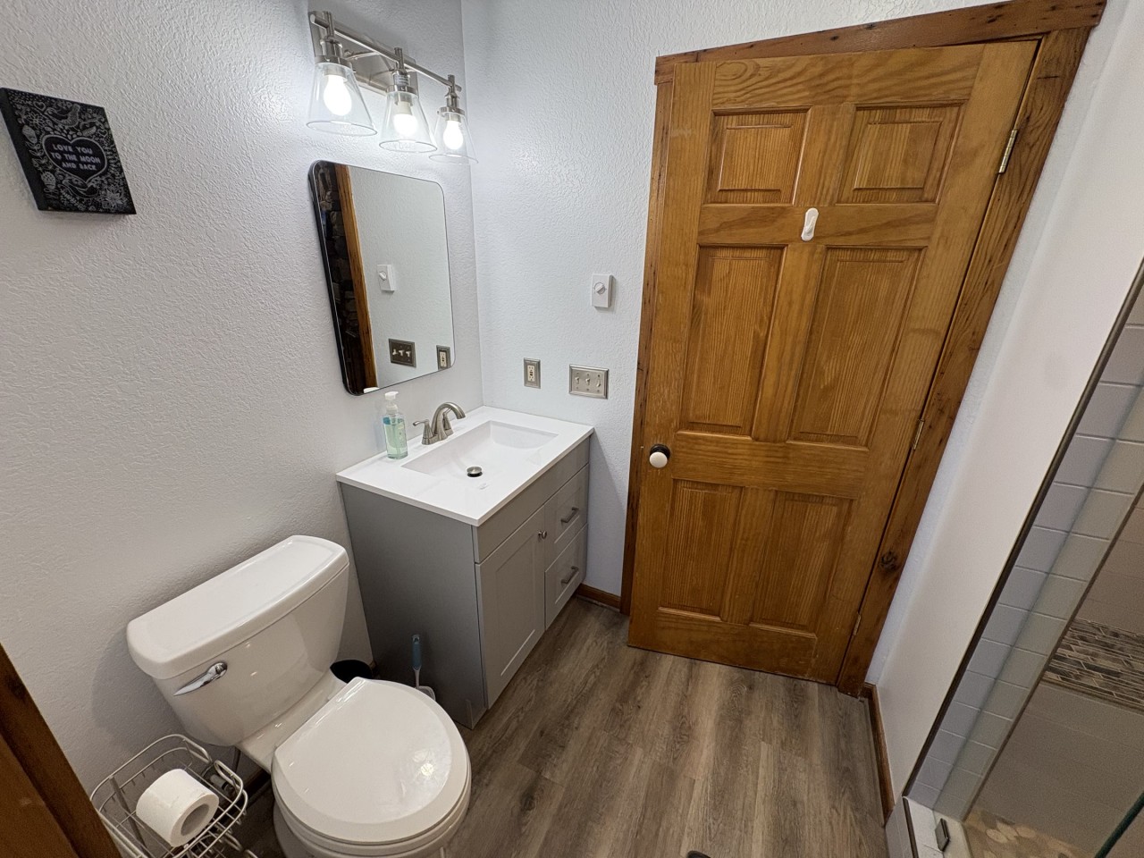 Second full bathroom.jpg
