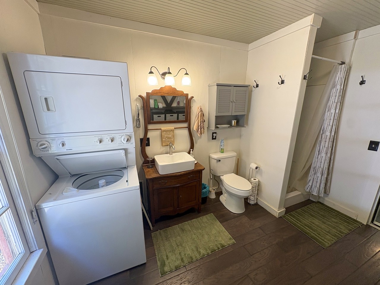 Washer and dryer.jpg
