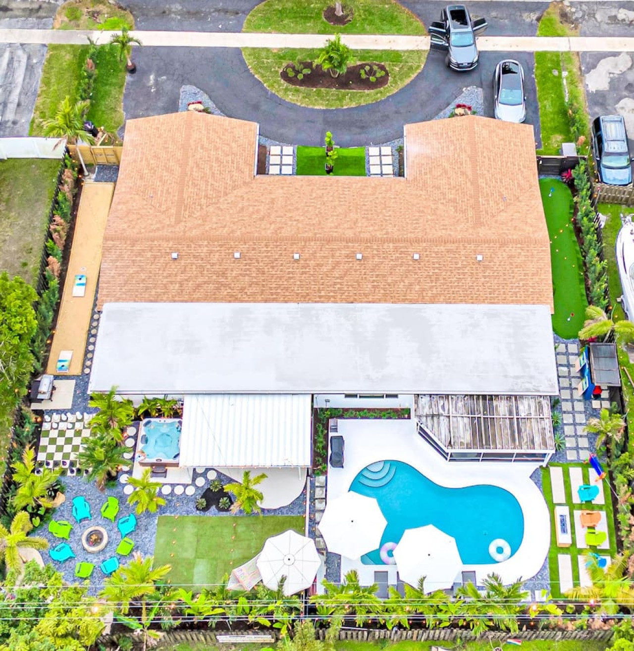 2 Homes Together, HTD pool, Jacuzzi, Fire pit