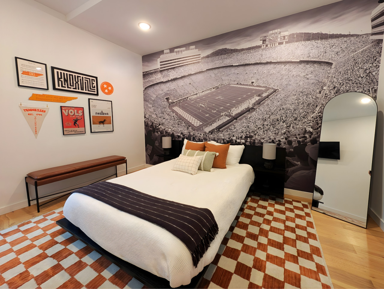 Stylish Downtown Haven With Modern Amenities - Cozy Urban Retreat - 諾克斯維爾