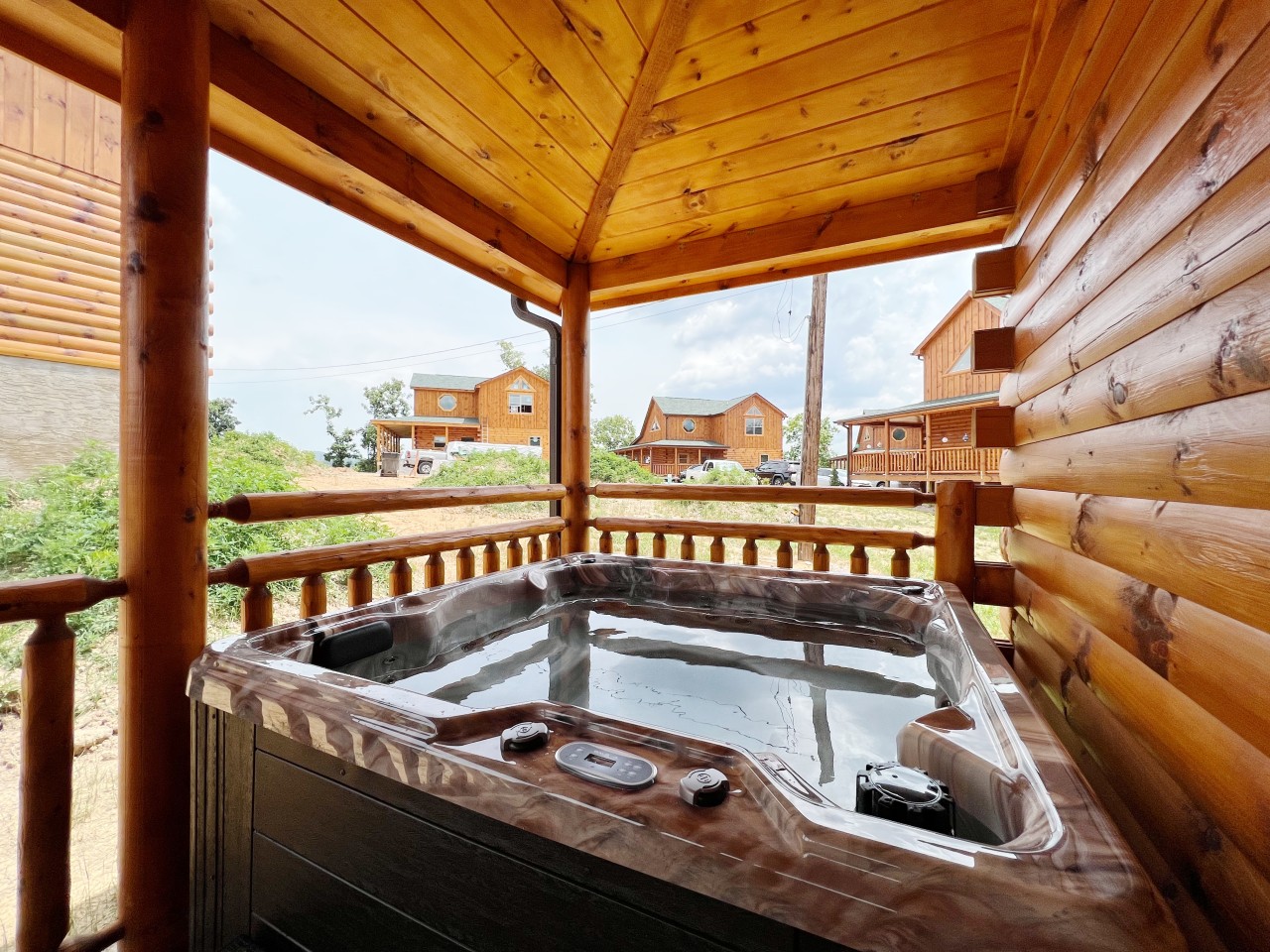 Rustic Elegance: Pool, Game Room & Deck