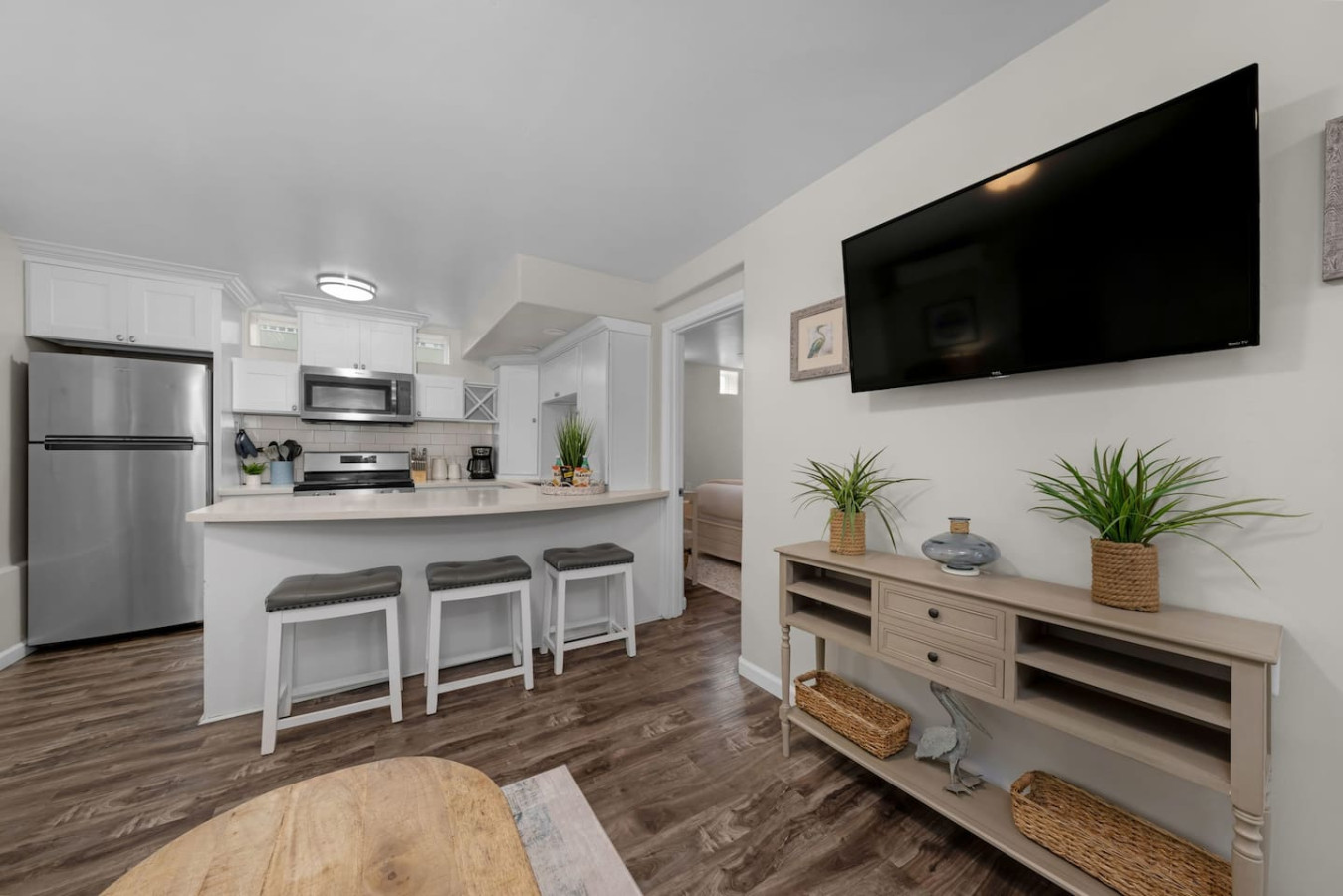 Cozy & Chic 2br Retreat In Mission Beach 7