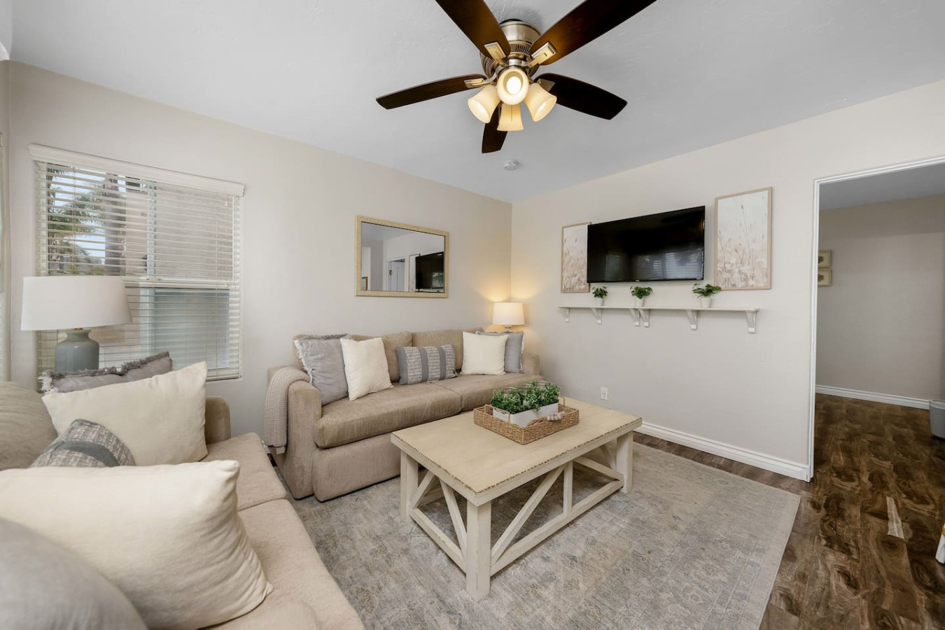 Relaxing Beach Cottage Retreat 7