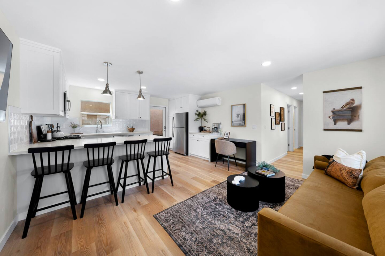 Trendy Mission Hills Condo: 2 Bedrooms w/ Parking 6