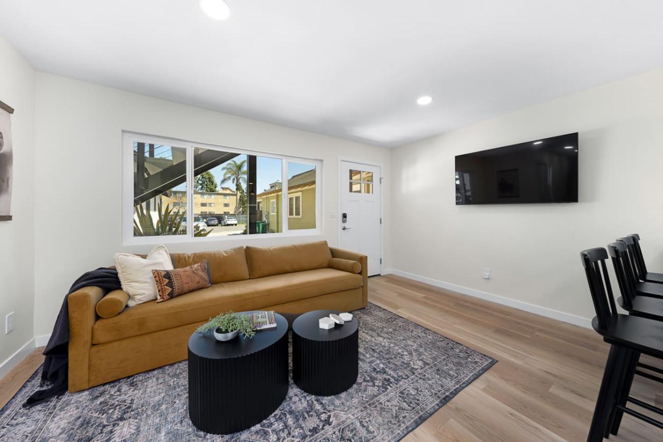 Trendy Mission Hills Condo: 2 Bedrooms w/ Parking 2